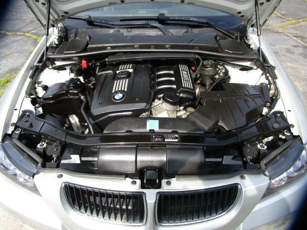 2008 BMW 3 Series Image 24