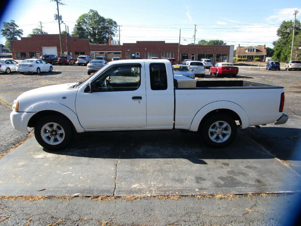 2001 Nissan Frontier Image 1