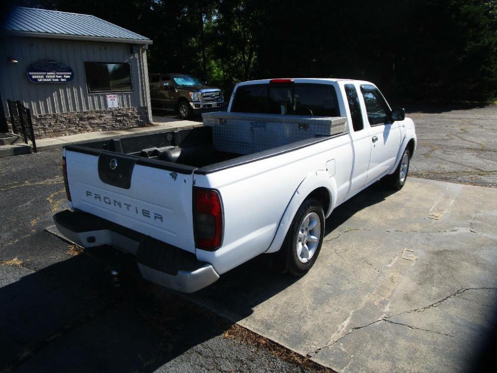 2001 Nissan Frontier Image 6