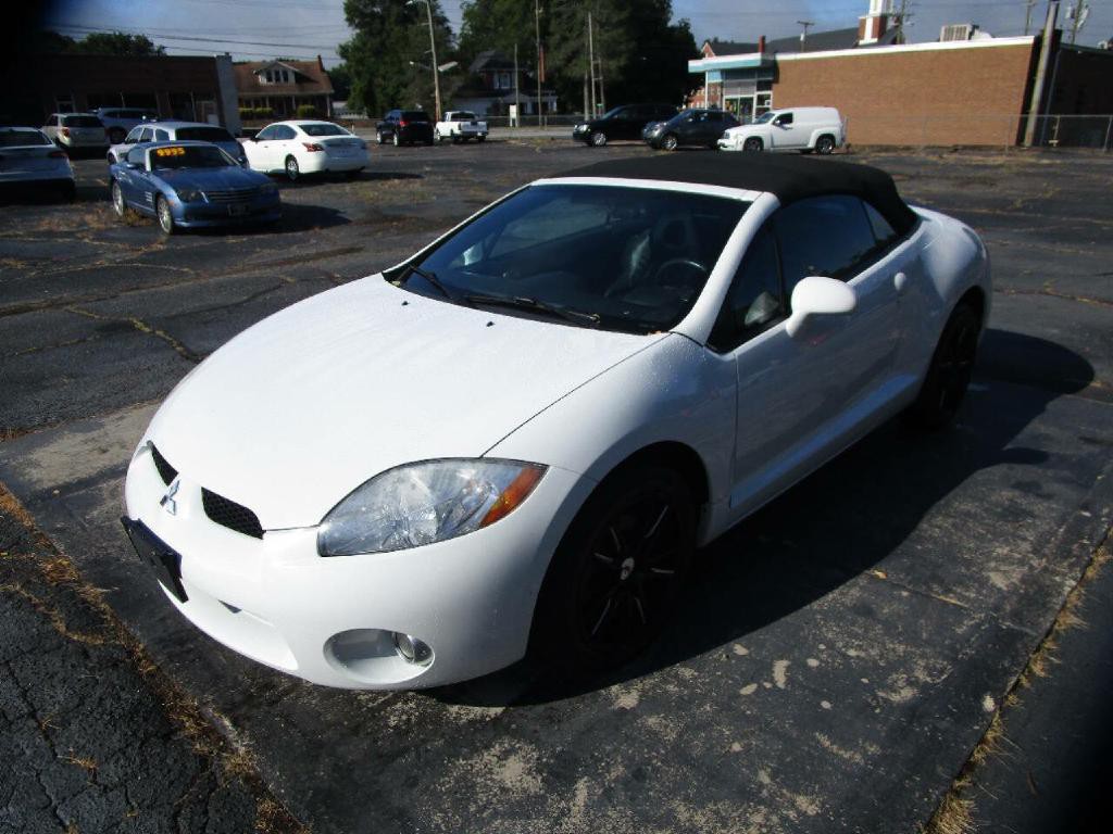 2008 Mitsubishi Eclipse Image 2