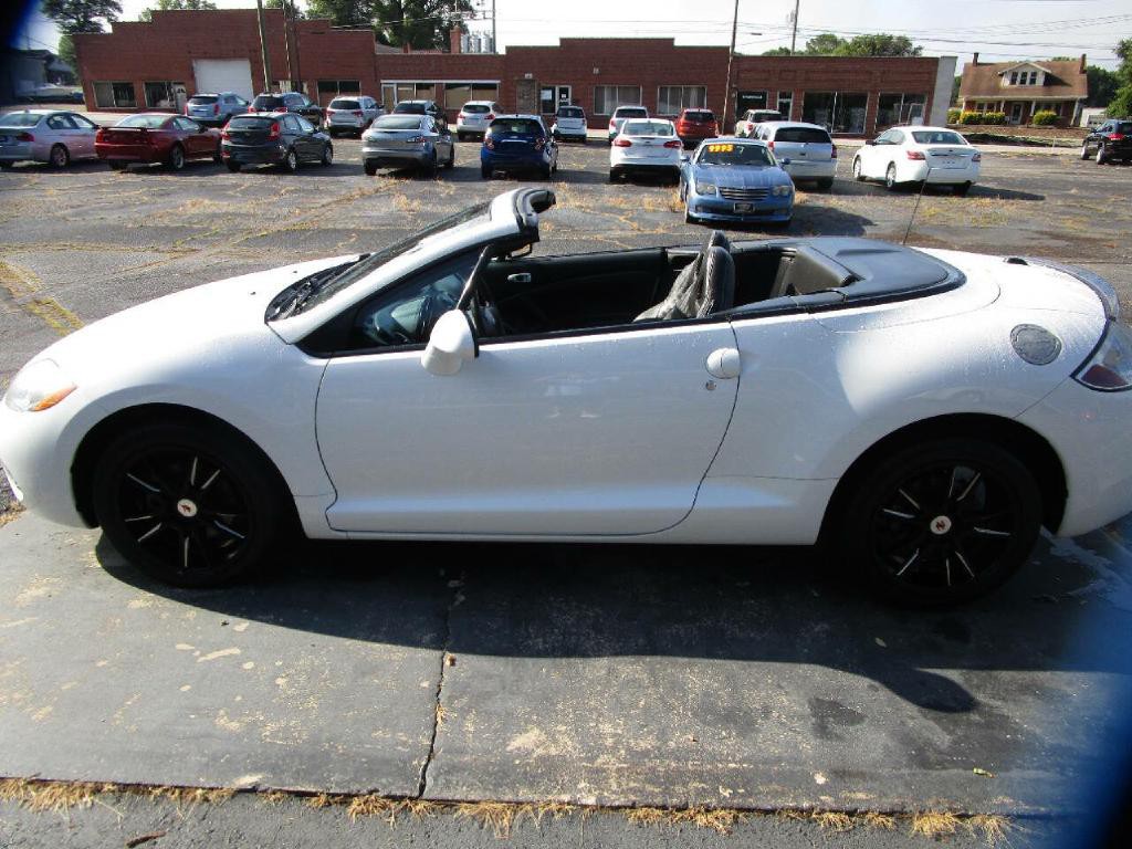 2008 Mitsubishi Eclipse Image 16