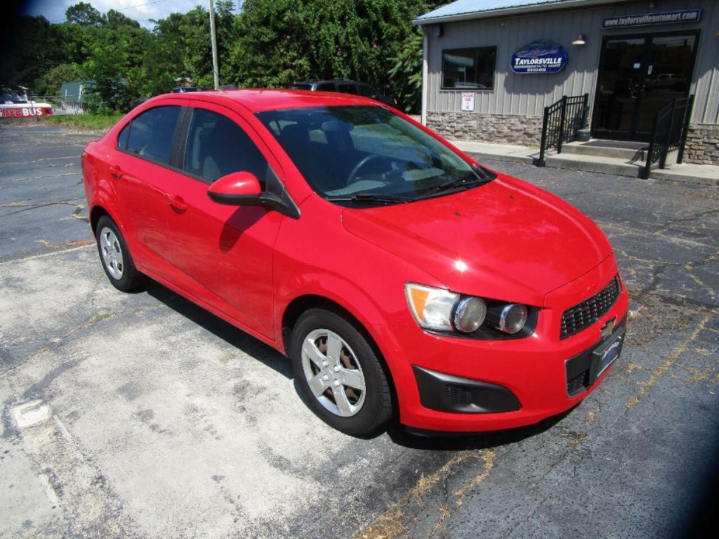 2015 Chevrolet Sonic Image 4