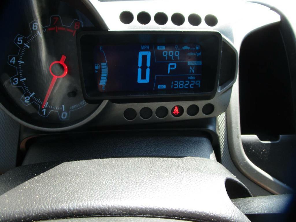 2015 Chevrolet Sonic Image 12