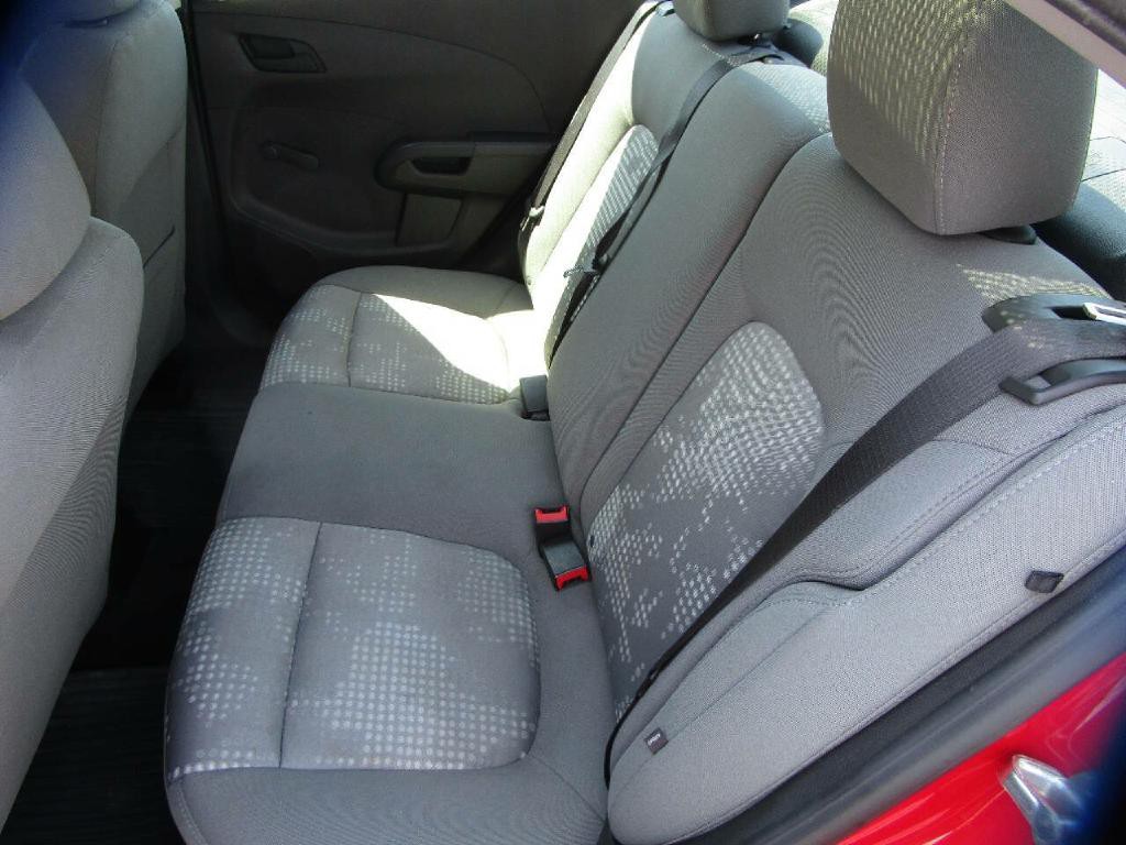 2015 Chevrolet Sonic Image 17