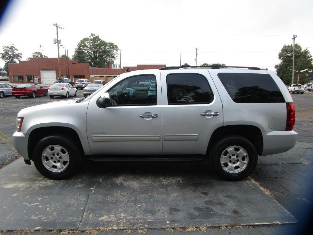 2012 Chevrolet Tahoe Image 1