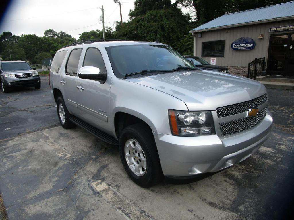 2012 Chevrolet Tahoe Image 4