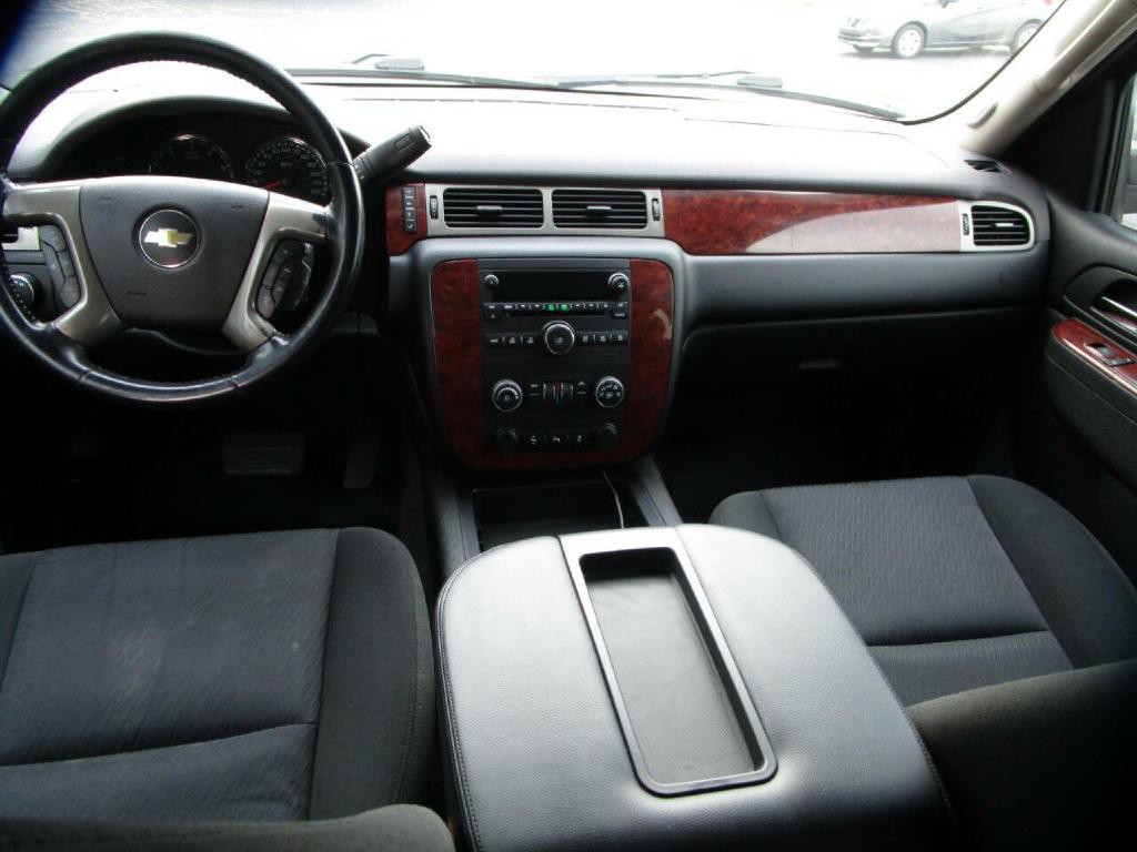 2012 Chevrolet Tahoe Image 9