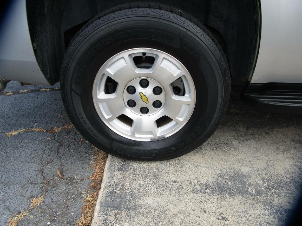 2012 Chevrolet Tahoe Image 27