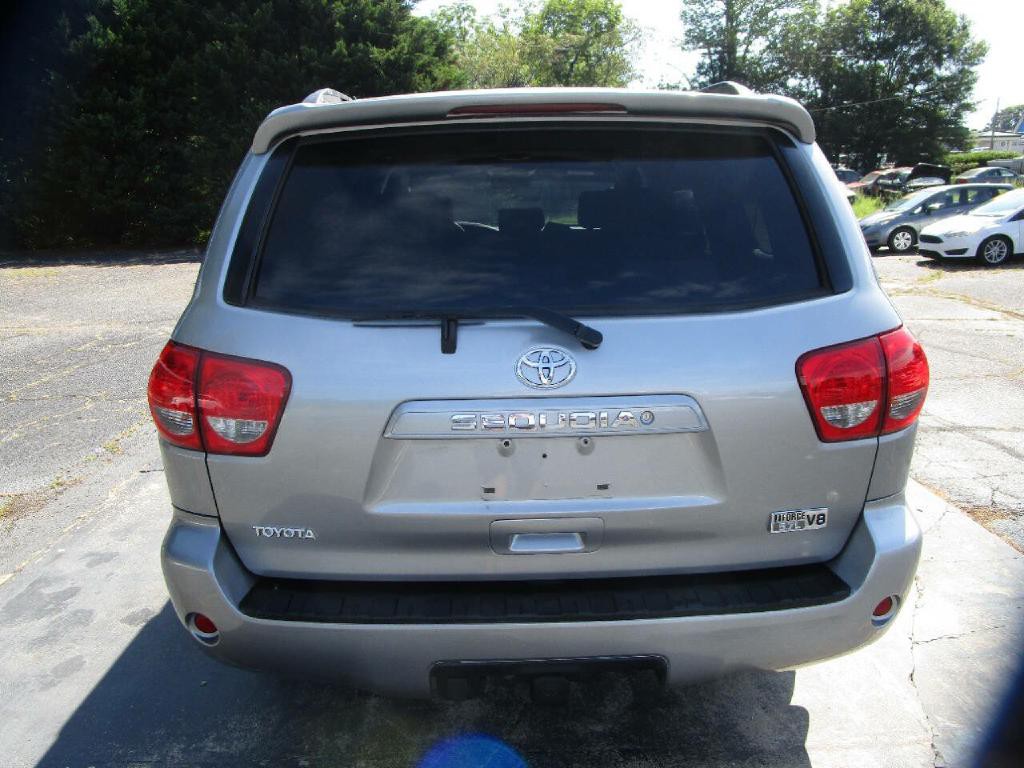 2008 Toyota Sequoia Image 7