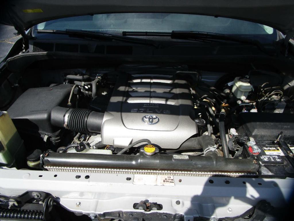 2008 Toyota Sequoia Image 26