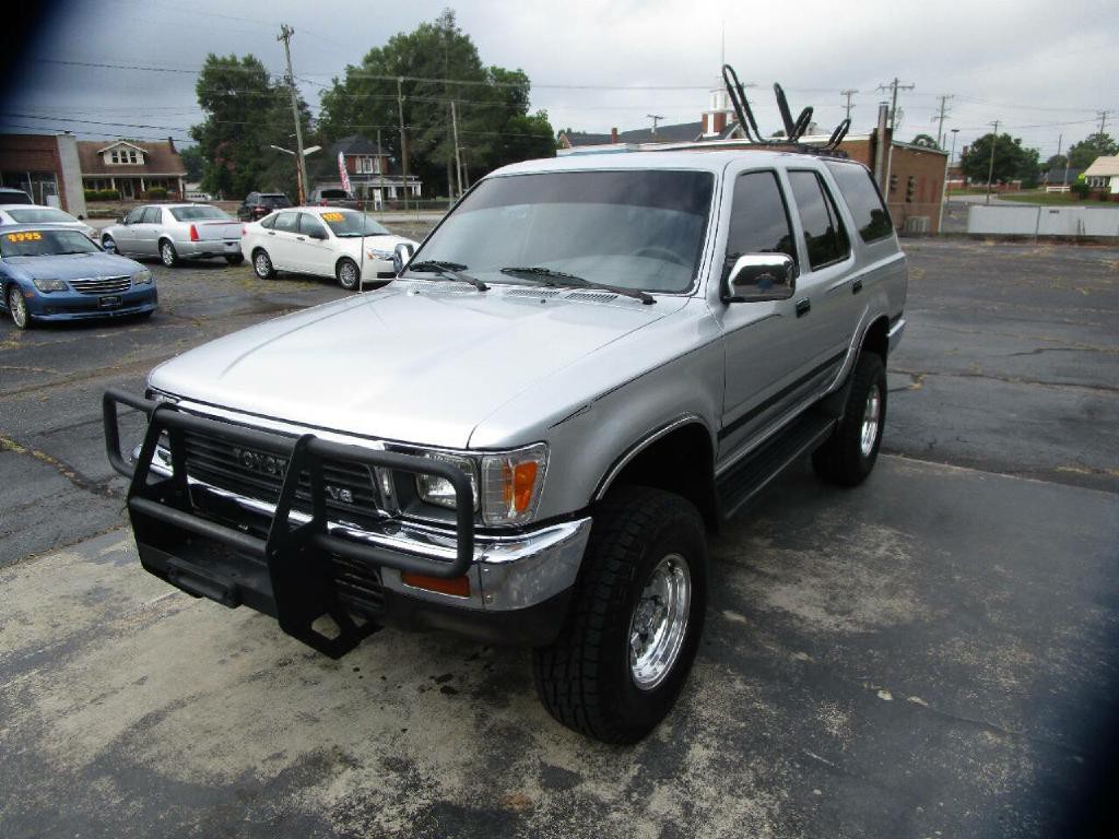 1990 Toyota 4Runner Image 2