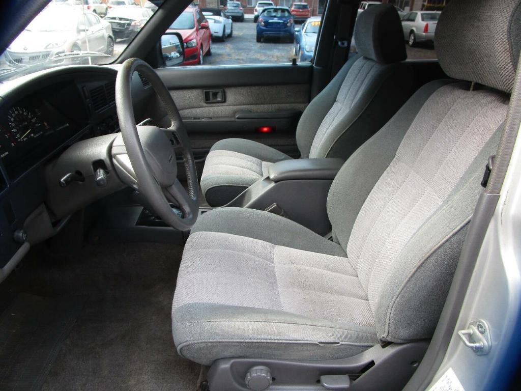 1990 Toyota 4Runner Image 10