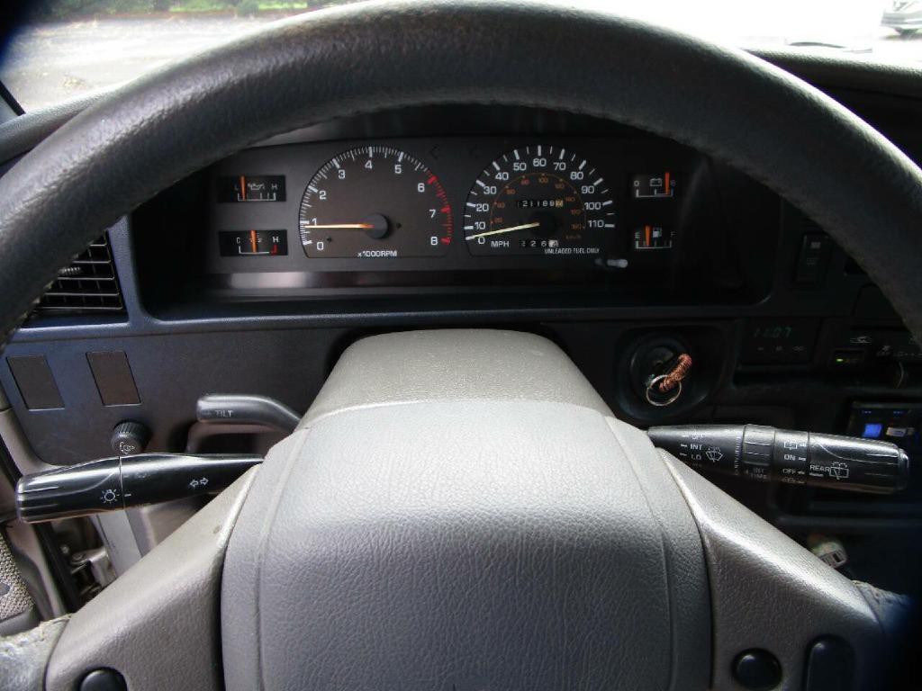 1990 Toyota 4Runner Image 12