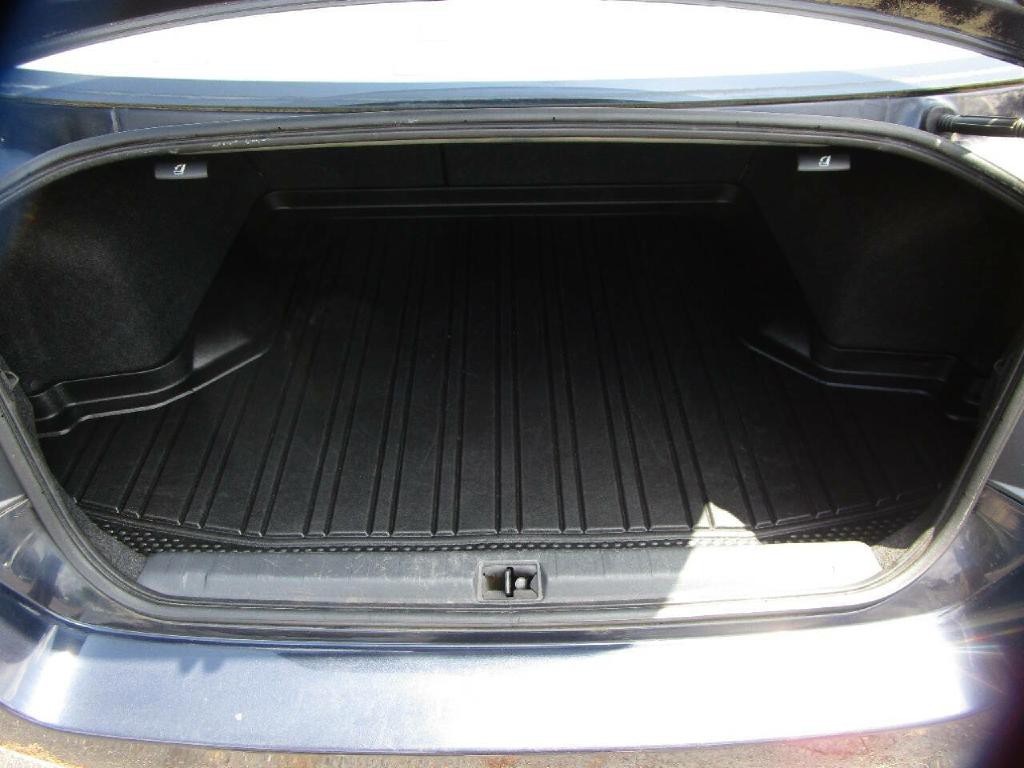 2012 Subaru Legacy Image 21
