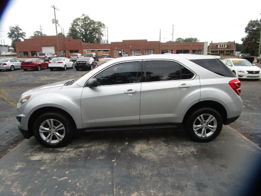 2017 Chevrolet Equinox Image 1