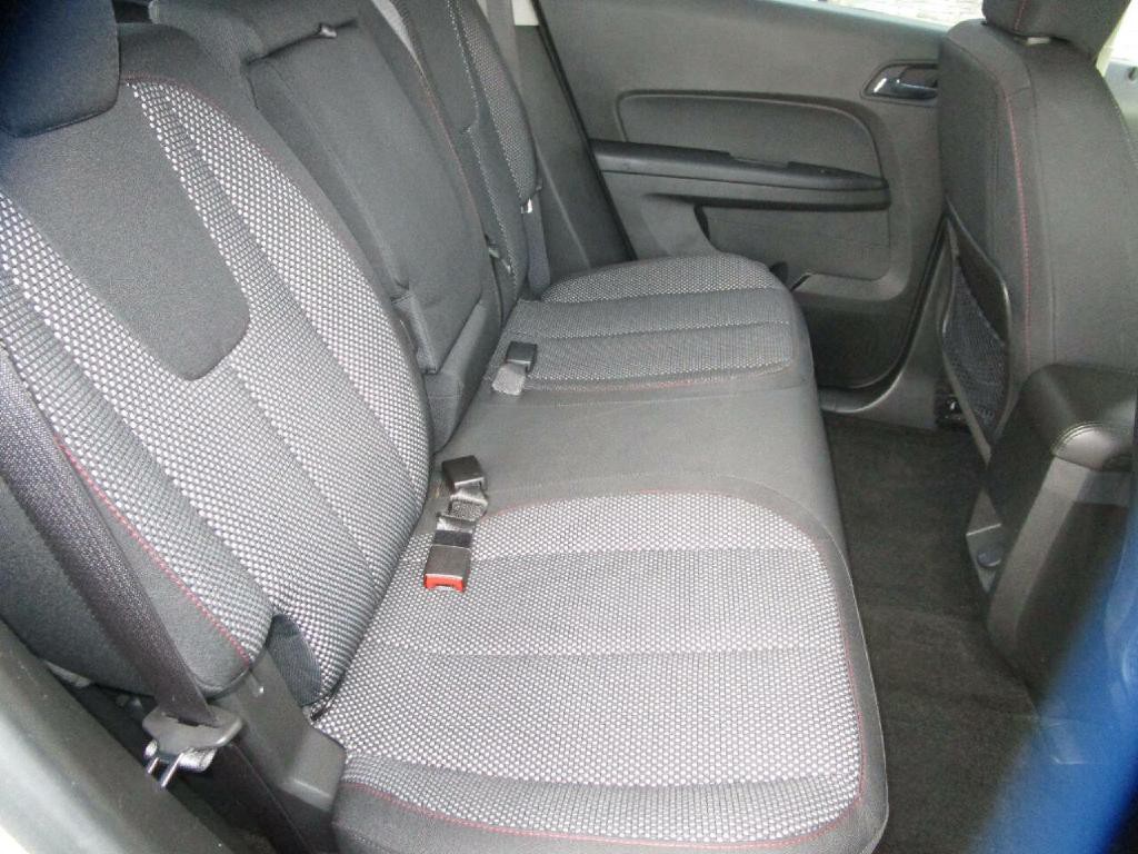 2017 Chevrolet Equinox Image 18