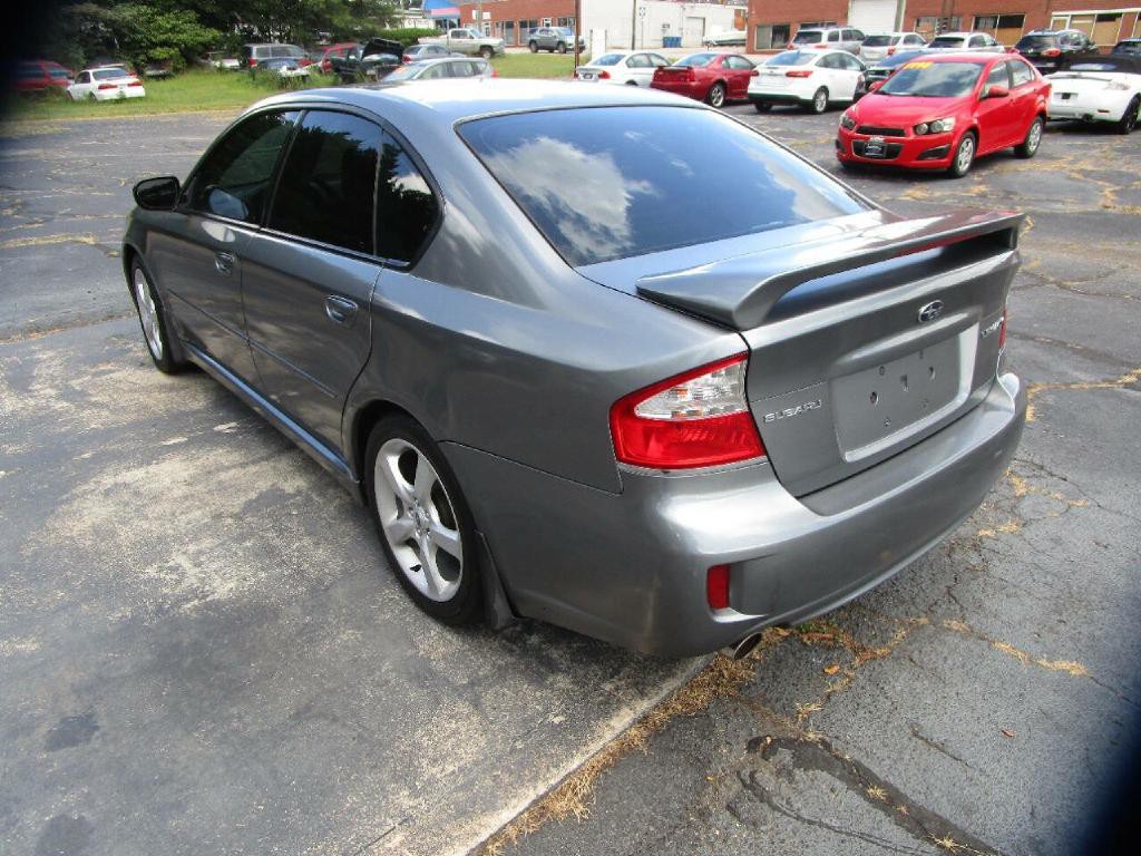 2009 Subaru Legacy Image 8