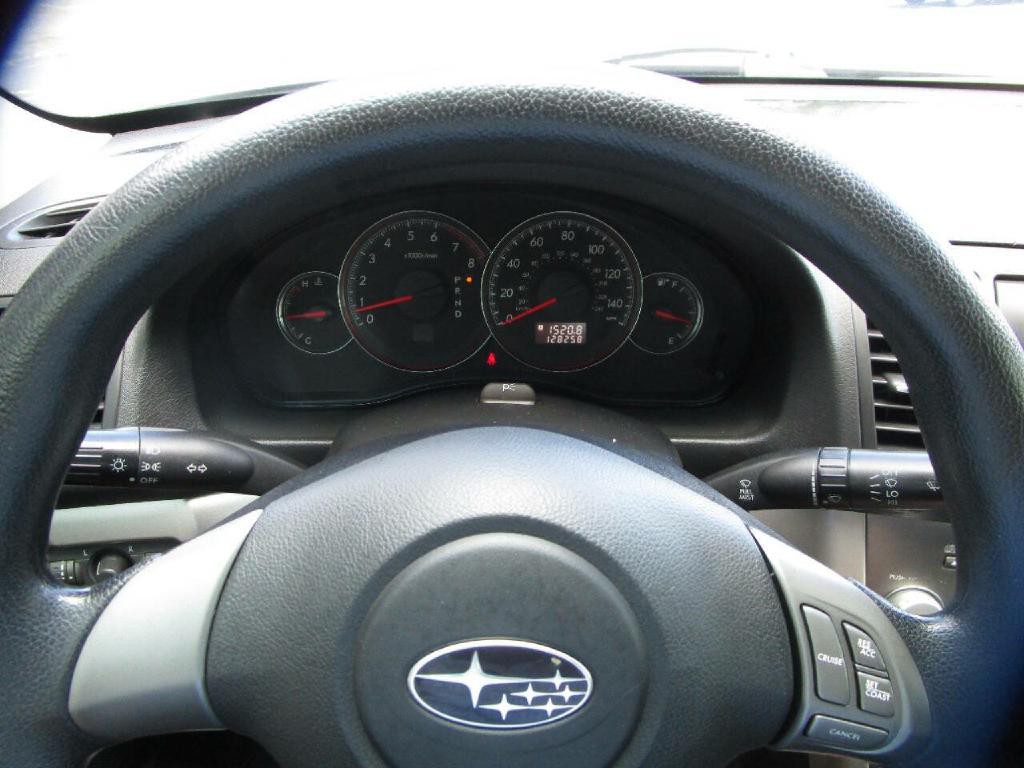 2009 Subaru Legacy Image 11
