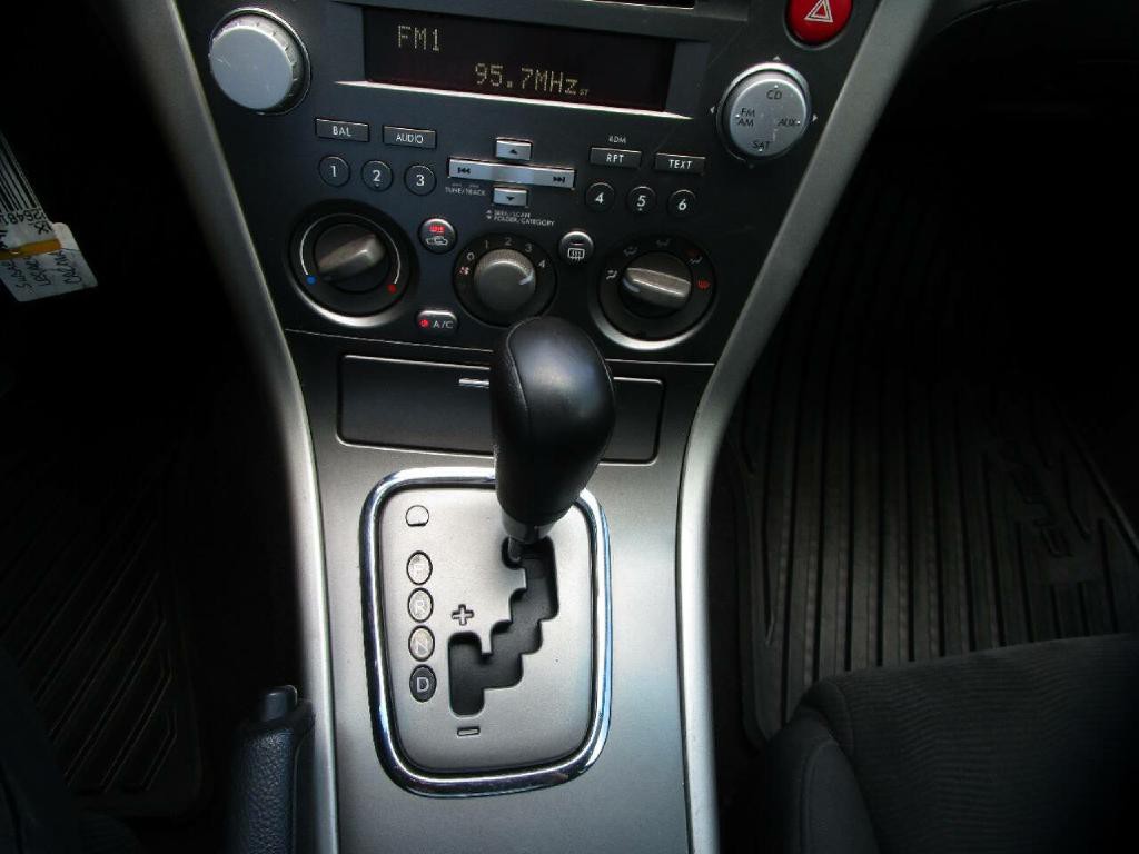 2009 Subaru Legacy Image 15