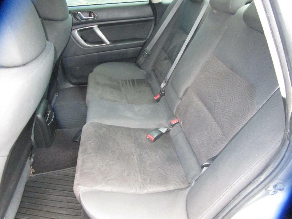 2009 Subaru Legacy Image 18