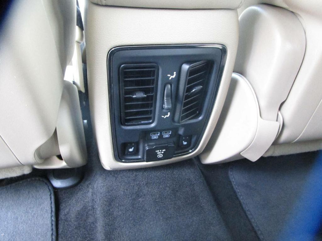 2014 Jeep Grand Cherokee Image 18