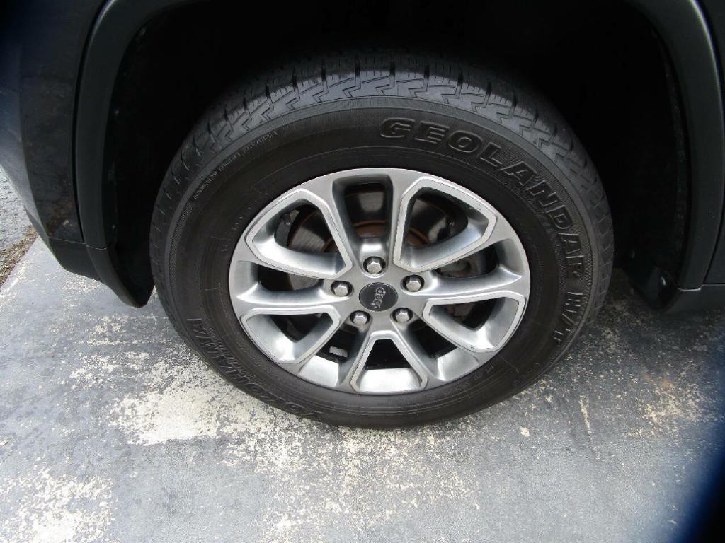 2014 Jeep Grand Cherokee Image 23