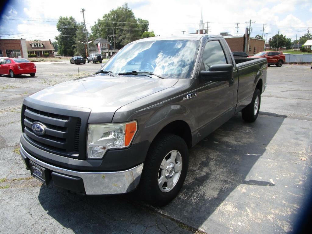 2011 Ford F-150 Image 2