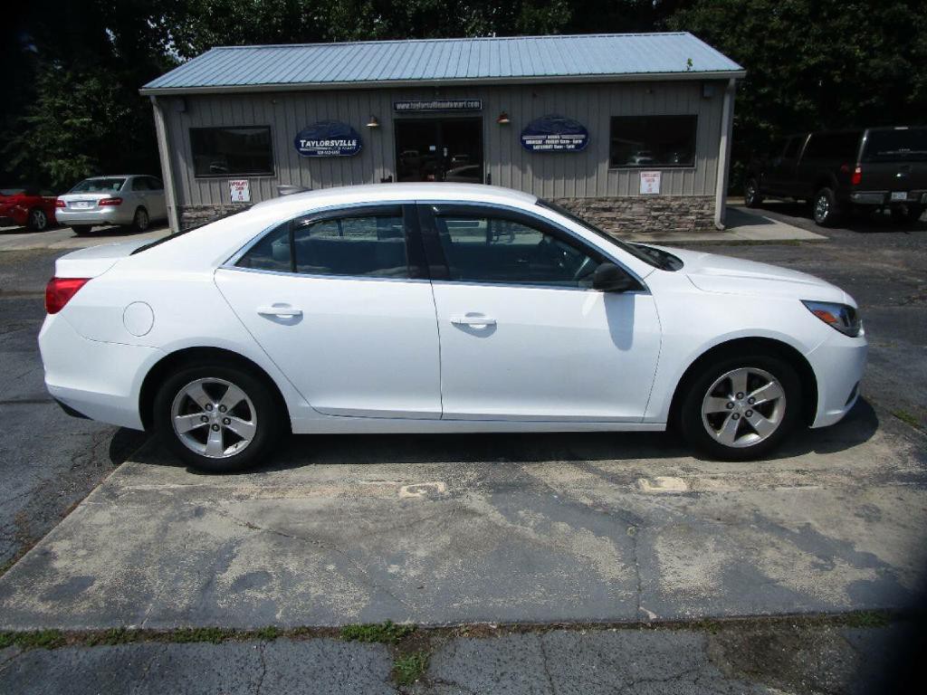 2015 Chevrolet Malibu Image 5