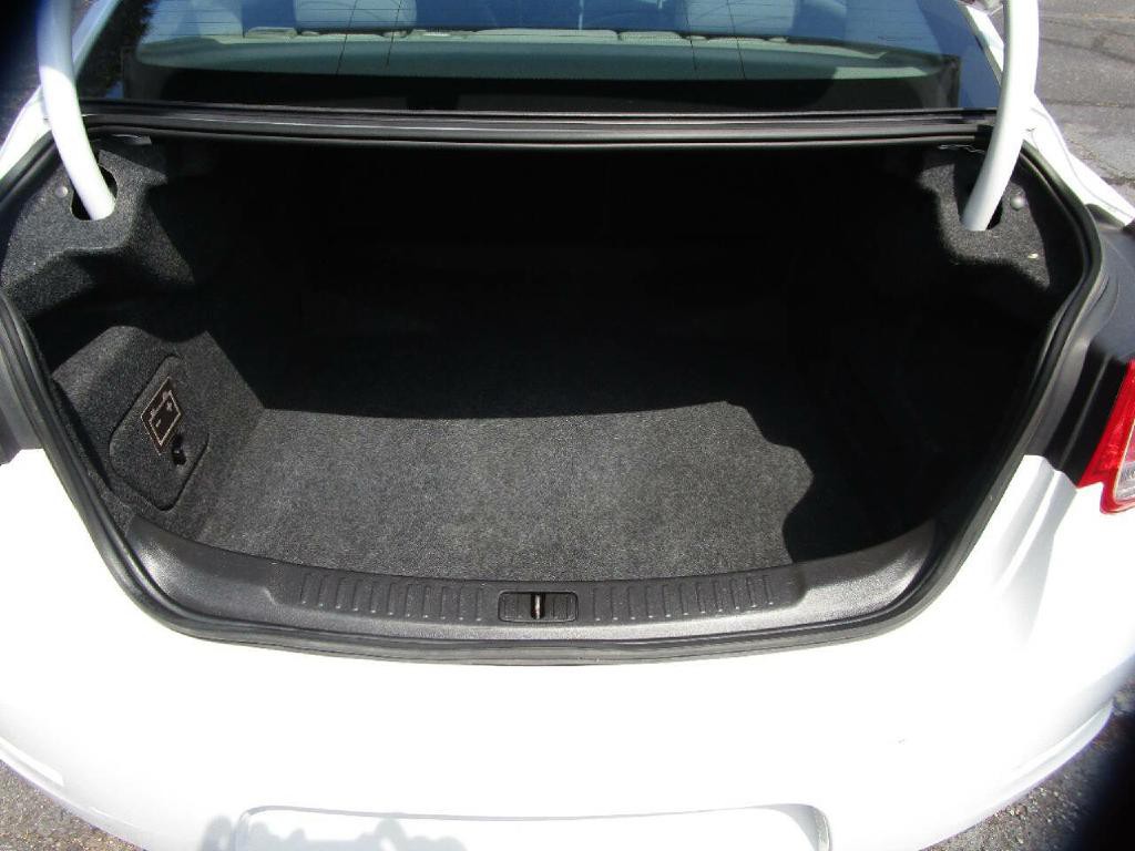 2015 Chevrolet Malibu Image 17