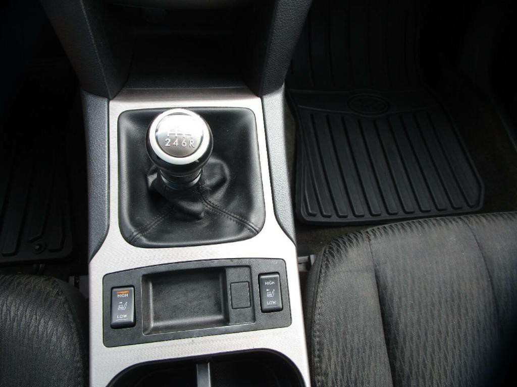 2012 Subaru Outback Image 14