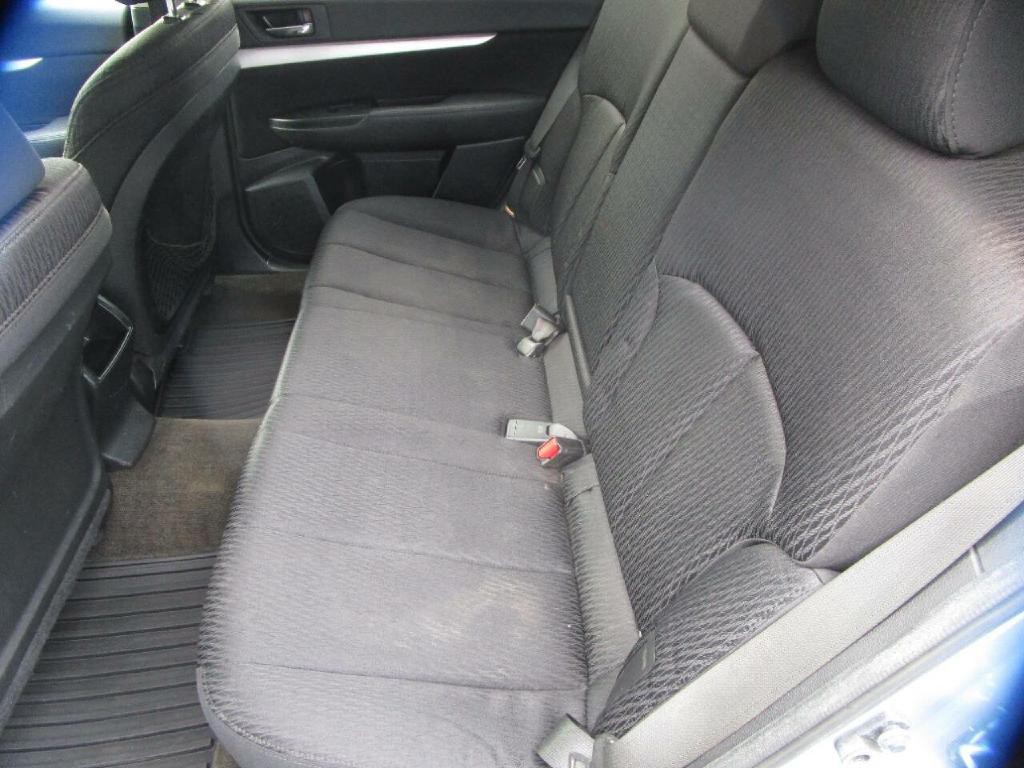 2012 Subaru Outback Image 16