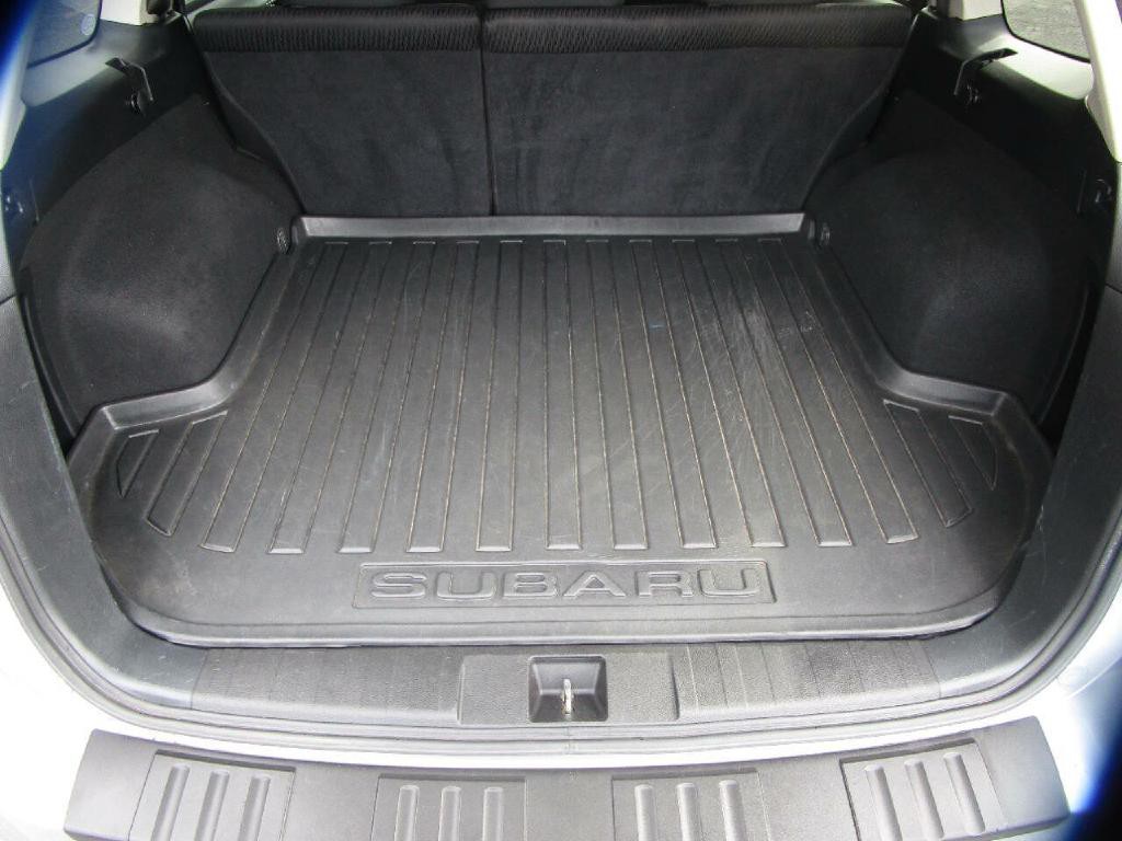 2012 Subaru Outback Image 17
