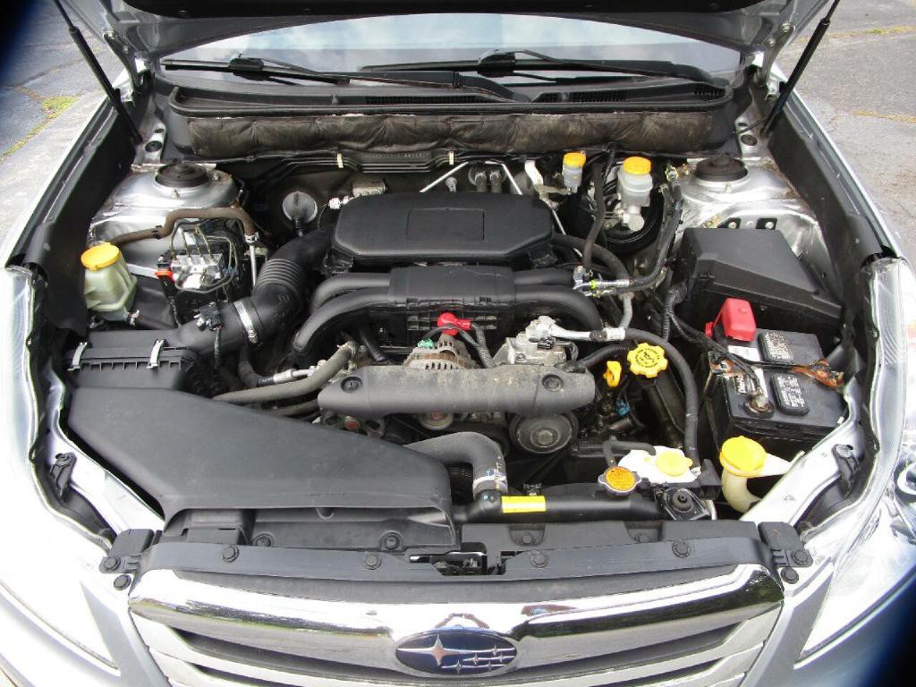 2012 Subaru Outback Image 22