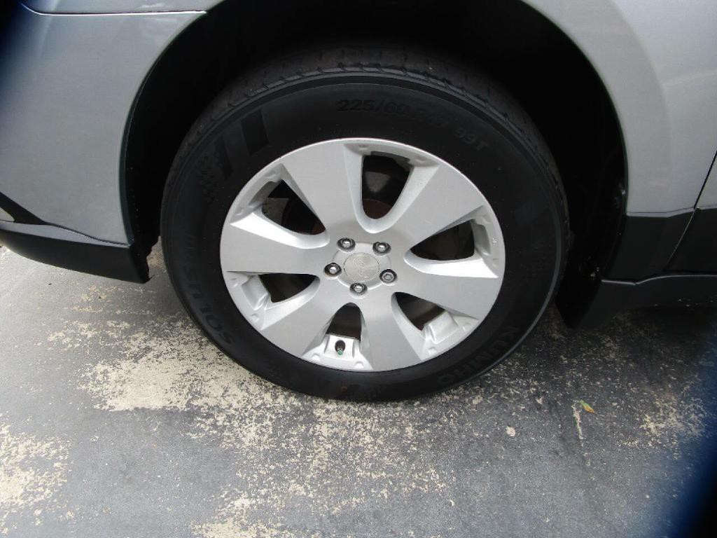 2012 Subaru Outback Image 23