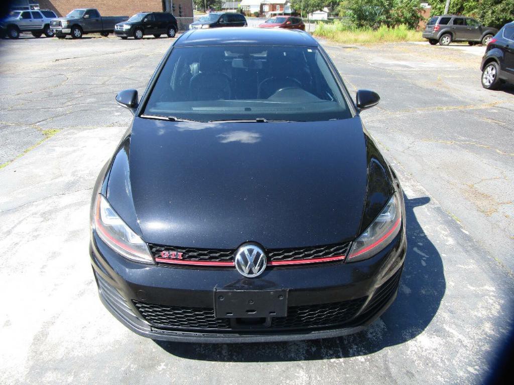 2017 Volkswagen GTI Image 3