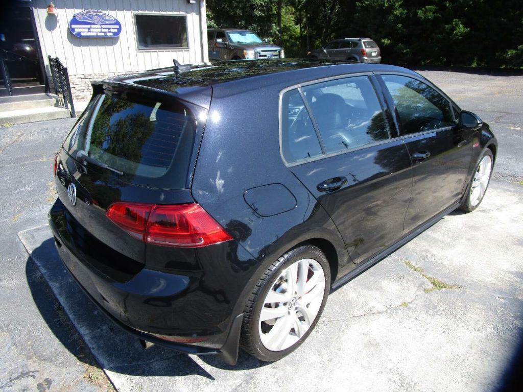 2017 Volkswagen GTI Image 6