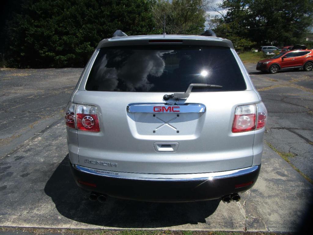 2011 GMC Acadia Image 7