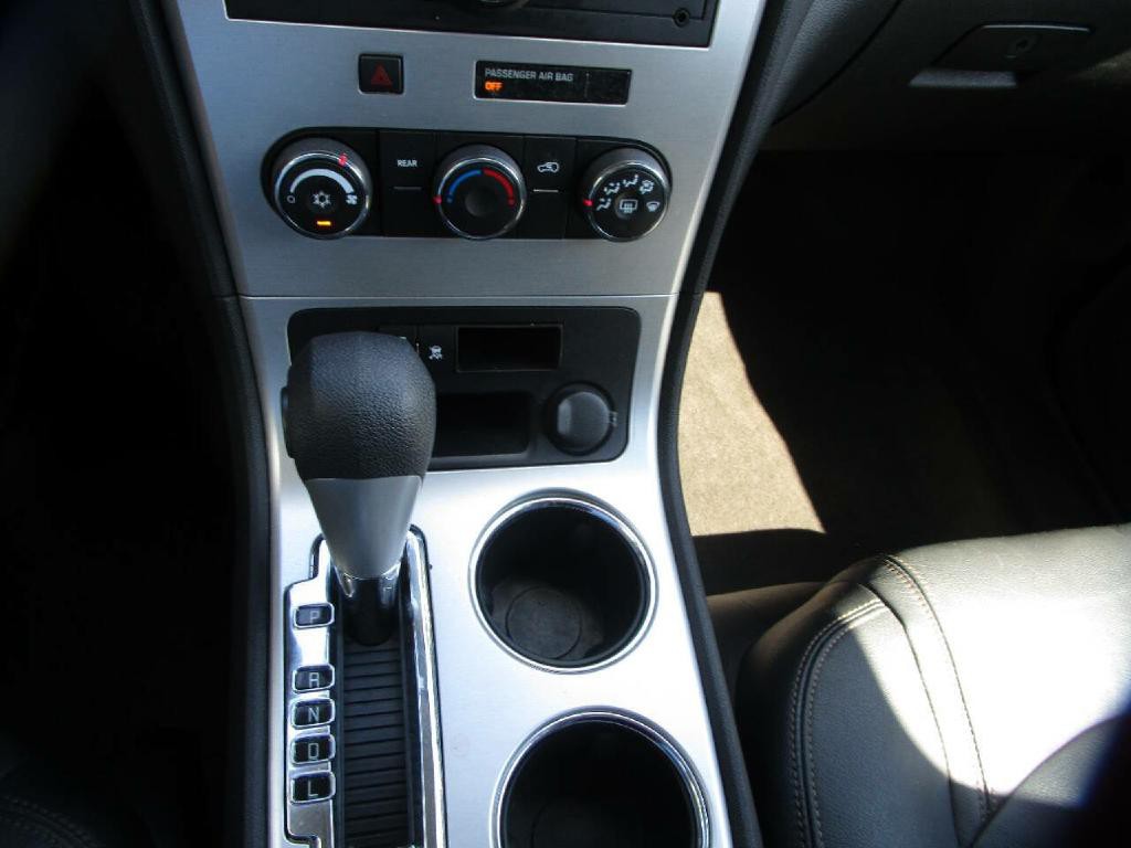 2011 GMC Acadia Image 14