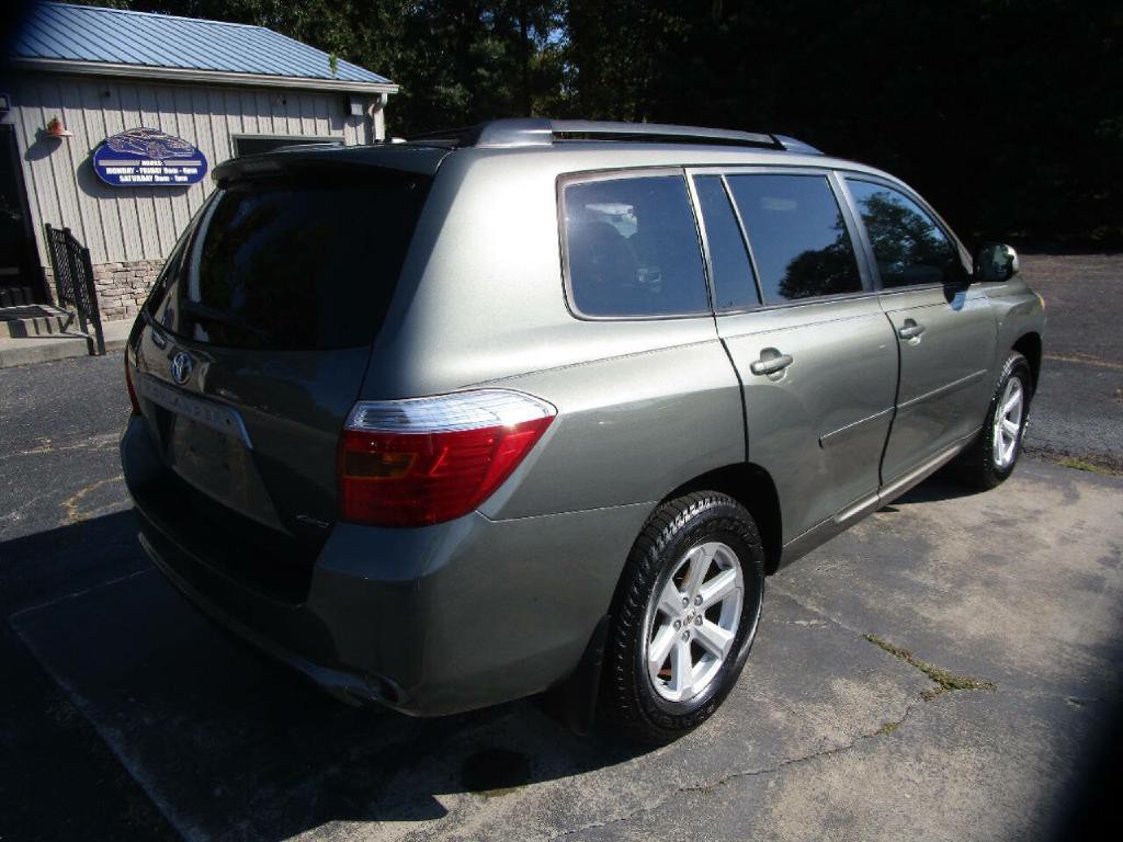 2010 Toyota Highlander Image 6