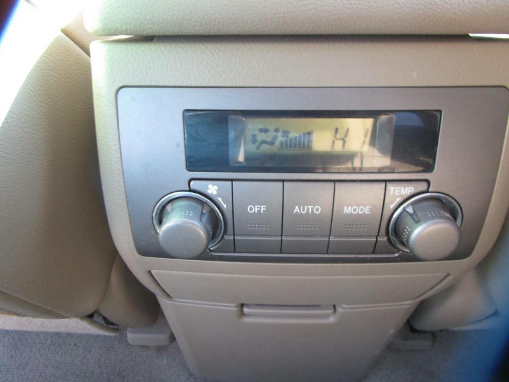 2010 Toyota Highlander Image 21