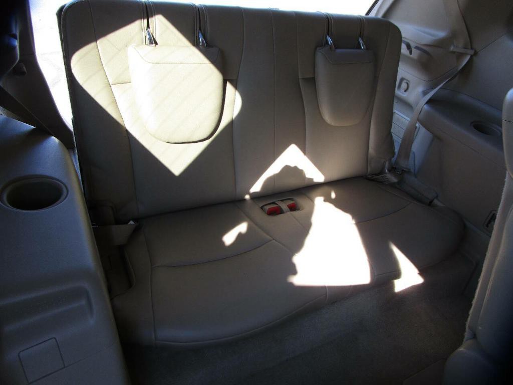 2010 Toyota Highlander Image 26