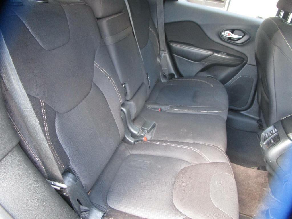 2016 Jeep Cherokee Image 20