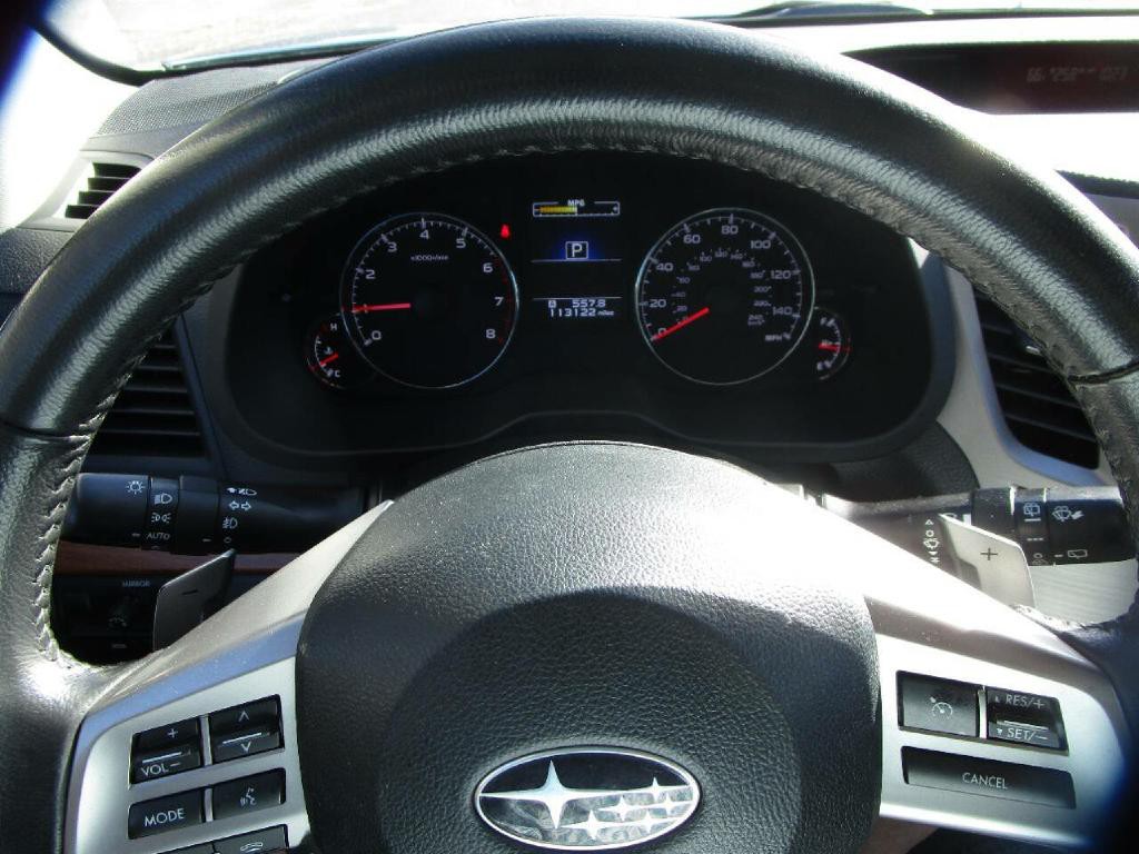 2013 Subaru Outback Image 11
