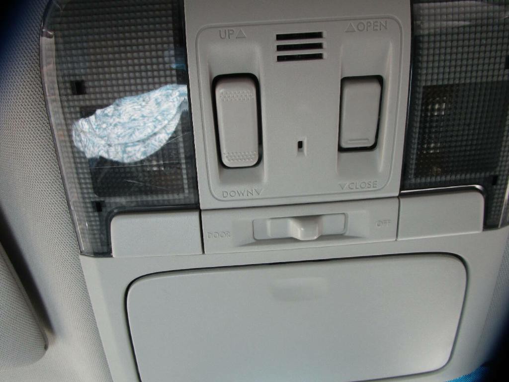 2013 Subaru Outback Image 15