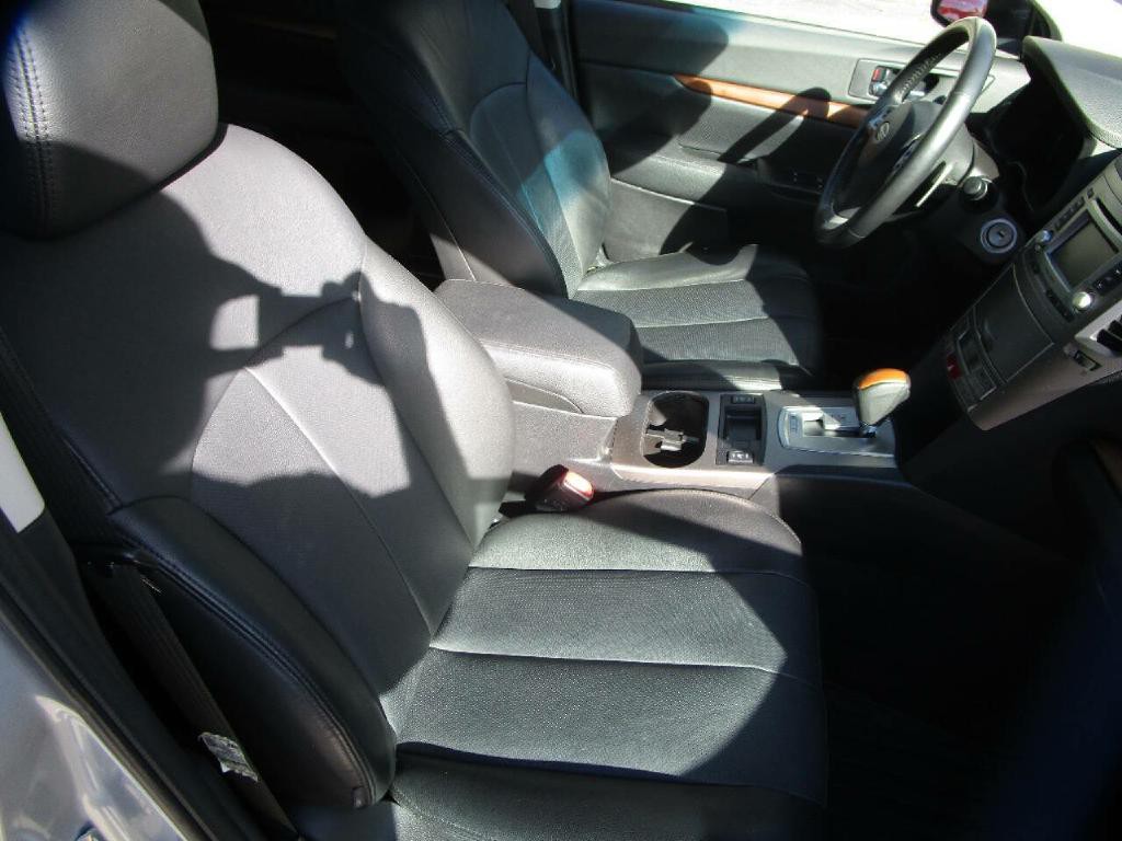 2013 Subaru Outback Image 21