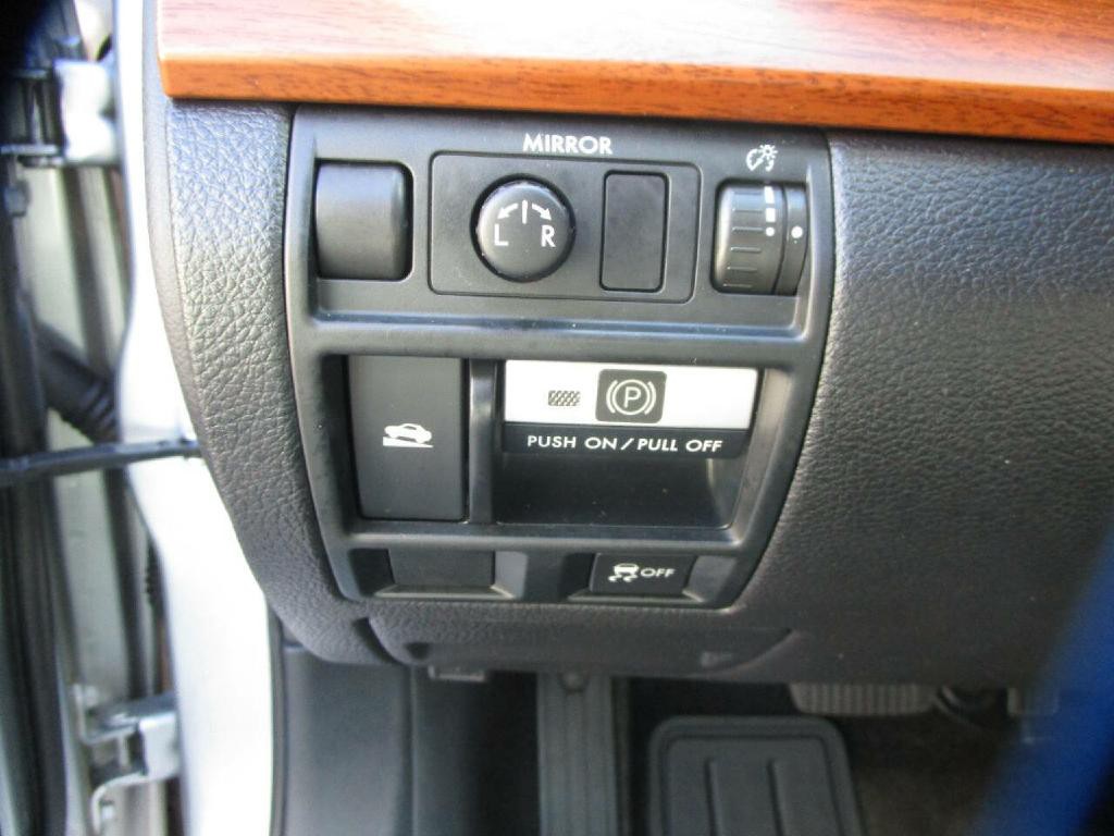 2013 Subaru Outback Image 23