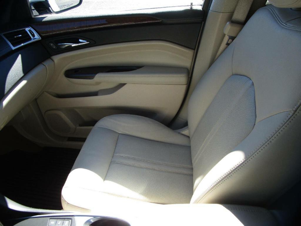 2012 Cadillac SRX Image 19