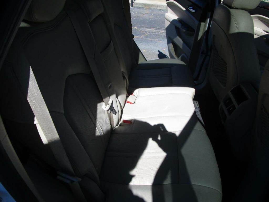 2012 Cadillac SRX Image 22