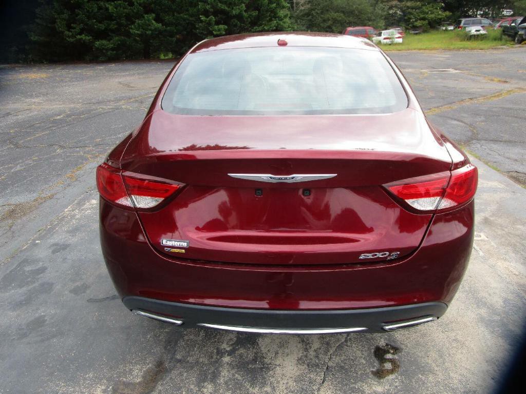 2015 Chrysler 200 Image 7