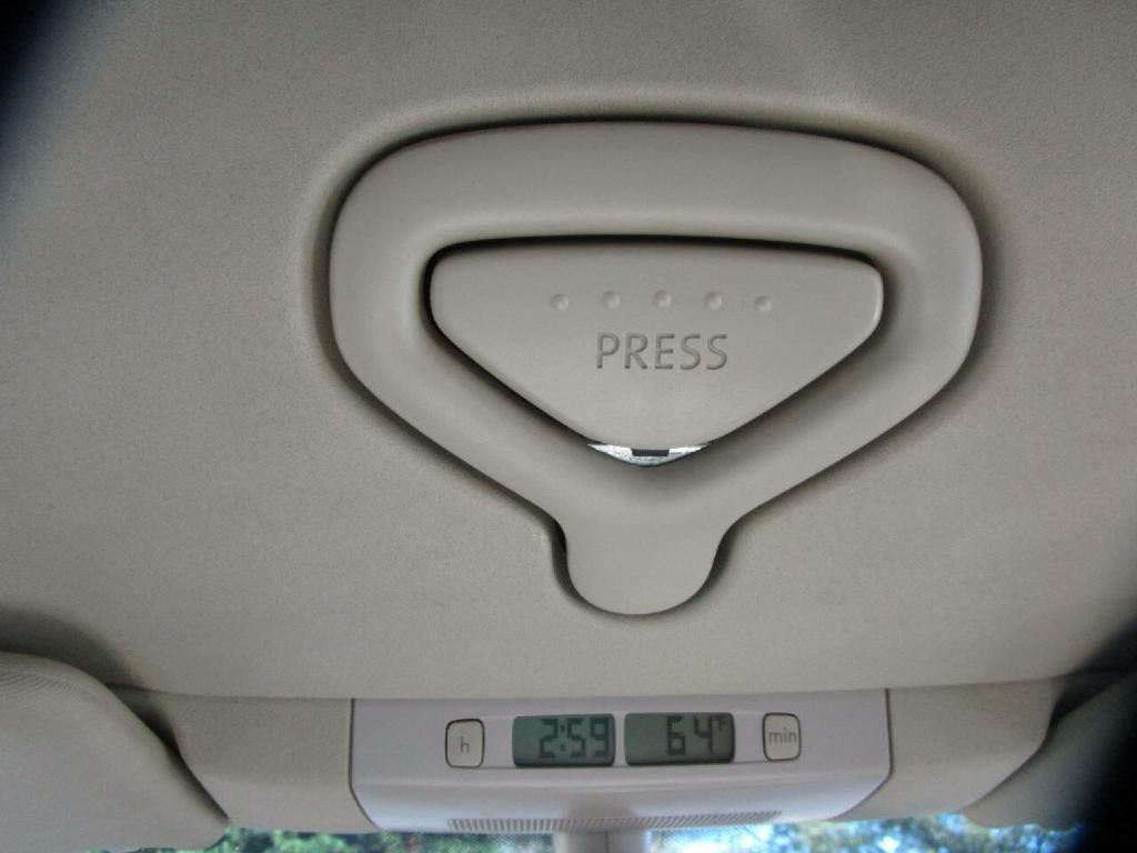 2008 Volkswagen Beetle Image 15